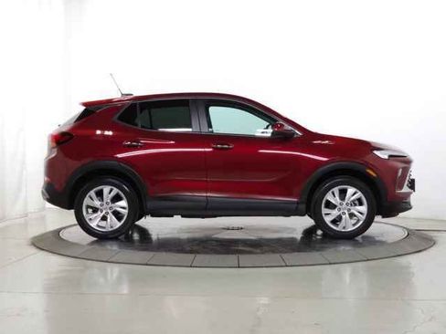 Used 2024 Buick Encore GX Preferred w/ Comfort Package AWD/4WD image 11