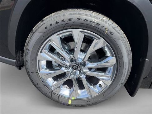 New 2026 Toyota Highlander Limited AWD/4WD image 16