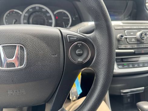 Used 2015 Honda Accord LX image 18