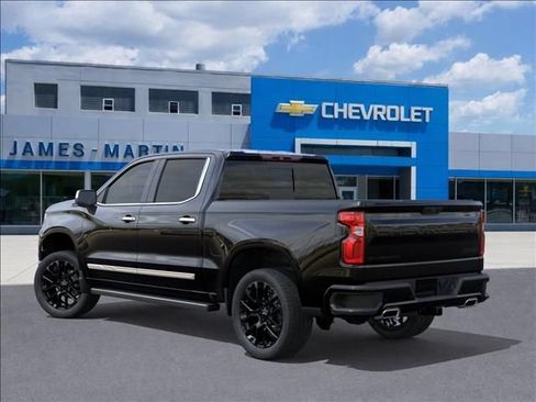 New 2026 Chevrolet Silverado 1500 High Country AWD/4WD image 3