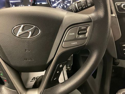 Used 2017 Hyundai Santa Fe Sport image 16