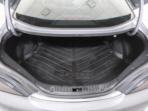 Used 2016 Hyundai Genesis 3.8 image 20