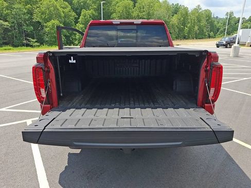Used 2024 GMC Sierra 1500 SLT w/ SLT Convenience Package AWD/4WD image 29