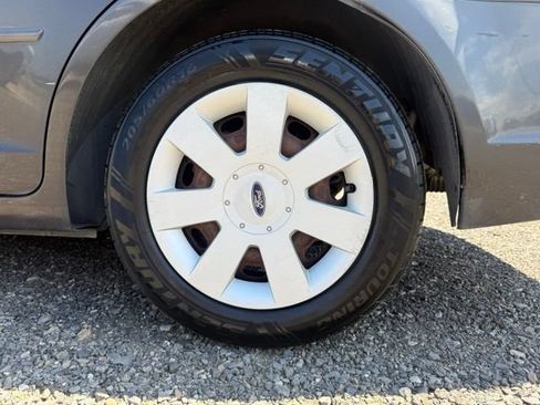Used 2006 Ford Fusion SE FWD image 8