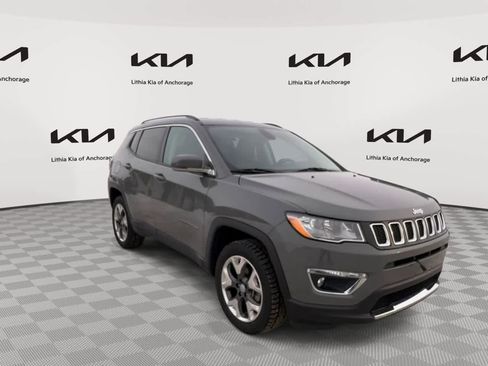 Used 2020 Jeep Compass Limited image 3