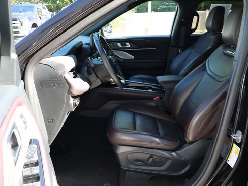 Used 2026 Ford Explorer Platinum AWD/4WD image 20
