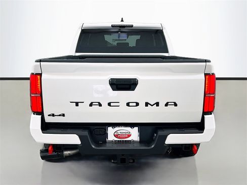New 2025 Toyota Tacoma TRD Off-Road image 5