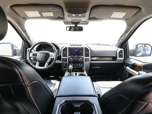 Used 2020 Ford F150 Lariat w/ Equipment Group 502A Luxury AWD/4WD image 24