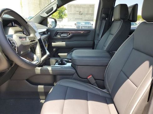 New 2026 GMC Yukon XL Elevation AWD/4WD image 19