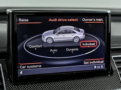 Used 2016 Audi S8 AWD/4WD image 31