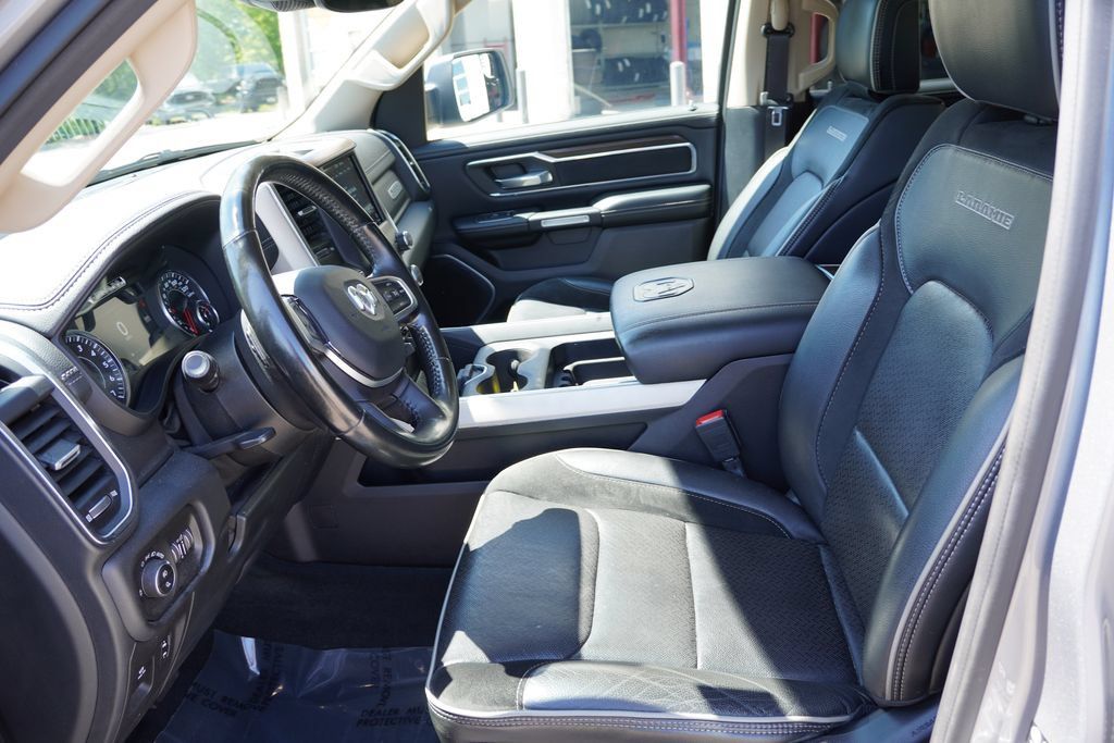 Used 2021 RAM 1500 Laramie AWD/4WD image 16