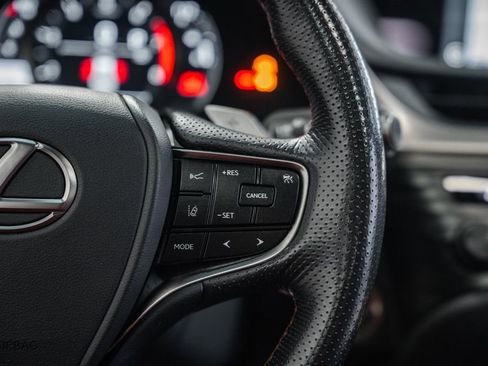 Used 2019 Lexus ES 350 F Sport w/ Accessory Package 2 image 28