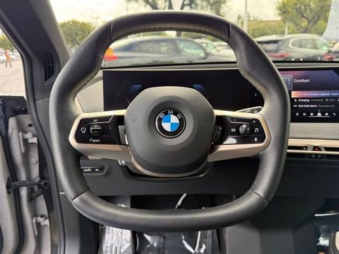 Used 2026 BMW iX xDrive45 w/ Climate Comfort Package image 21