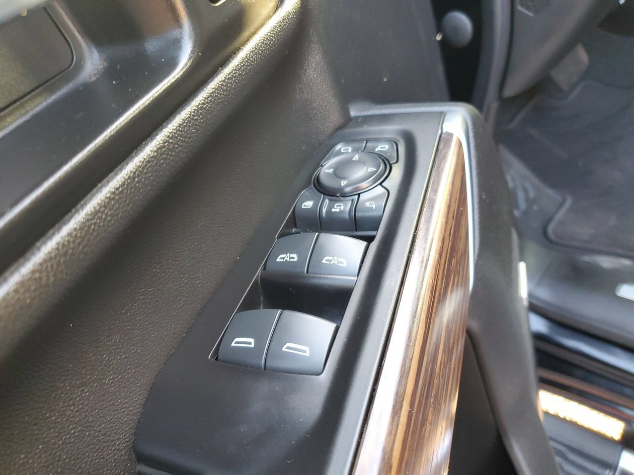 Used 2021 Chevrolet Silverado 3500 High Country w/ Technology Package AWD/4WD image 18