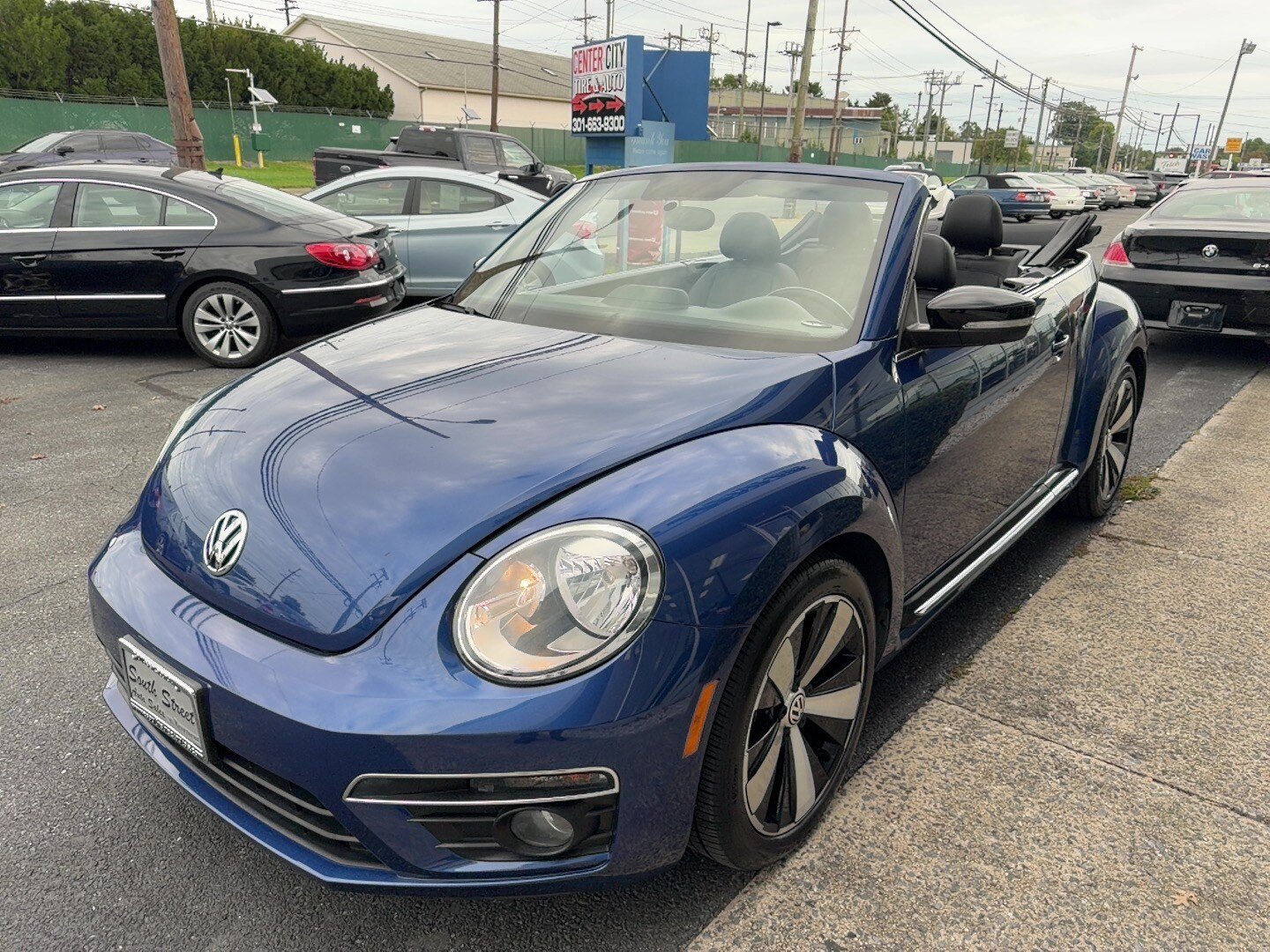 Used 2013 Volkswagen Beetle 2.0T FWD image 5