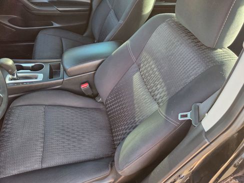 Used 2017 Nissan Altima 2.5 S w/ Power Driver Seat Package image 9