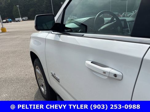 Used 2019 Chevrolet Suburban LT w/ Texas Edition Package RWD image 11