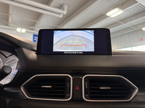 Used 2025 MAZDA CX-5 AWD 2.5 S w/ Preferred Package image 14