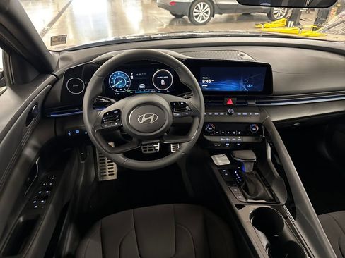 New 2026 Hyundai Elantra Sport FWD image 21