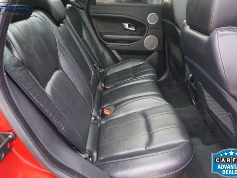 Used 2016 Land Rover Range Rover Evoque SE Premium image 21