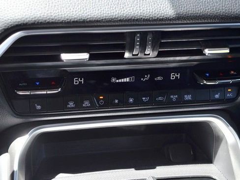 Used 2024 MAZDA CX-90 3.3 Turbo w/ Preferred Package AWD/4WD image 30