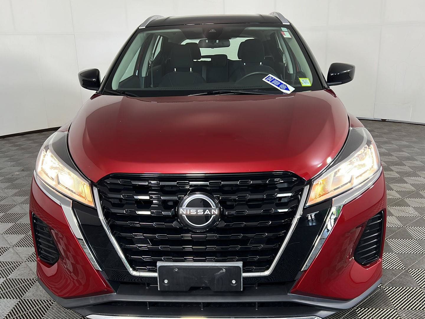 Used 2023 Nissan Kicks SV FWD image 14
