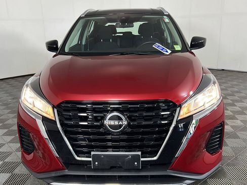 Used 2023 Nissan Kicks SV FWD image 14