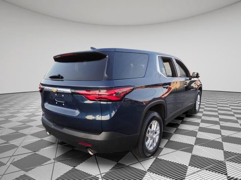 Certified 2023 Chevrolet Traverse LS w/ Safety Package FWD image 7