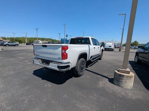 Used 2022 Chevrolet Silverado 2500 LTZ w/ LTZ Plus Package AWD/4WD image 4