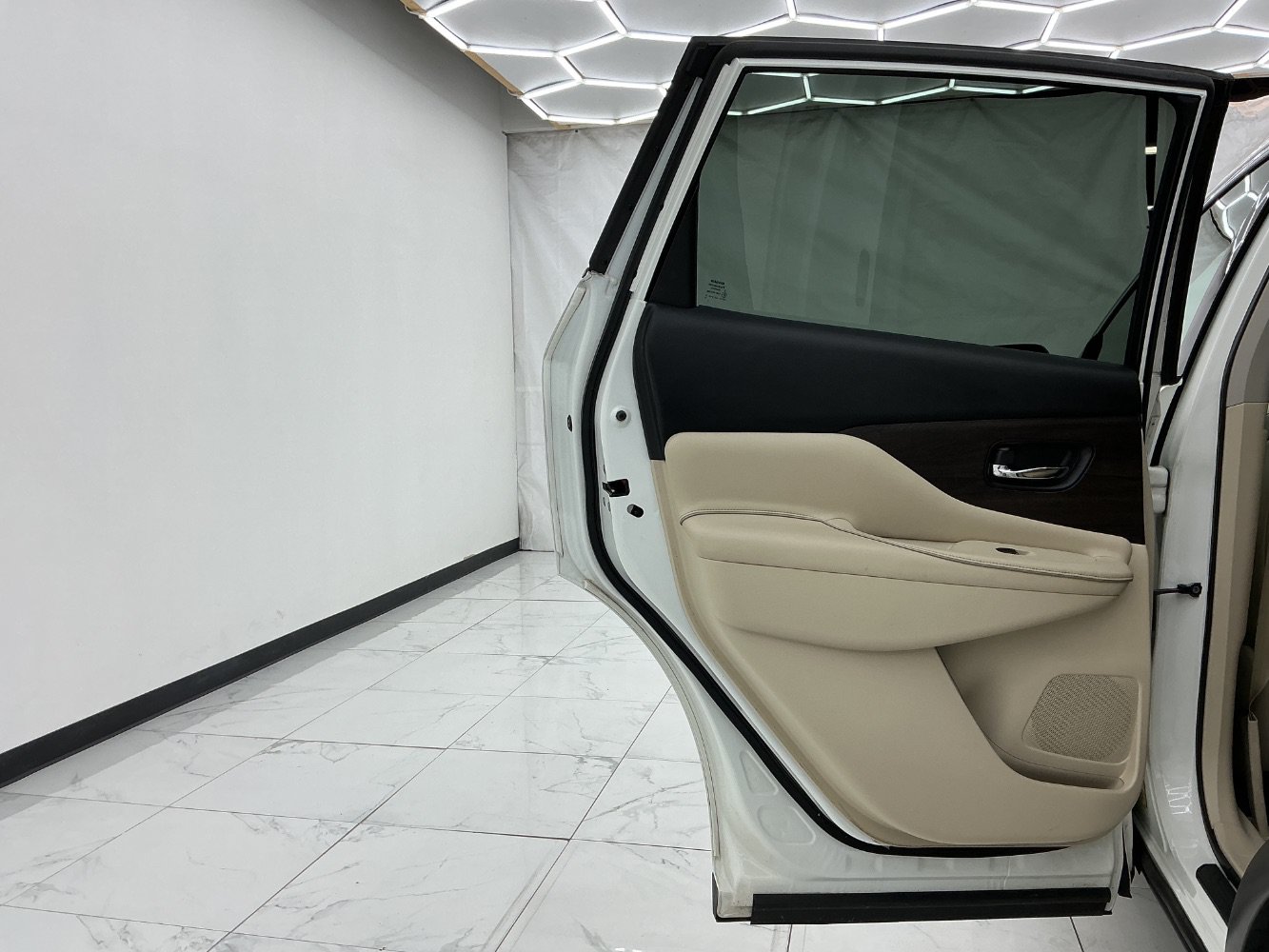 Used 2019 Nissan Murano Platinum w/ Cargo Package AWD/4WD image 24