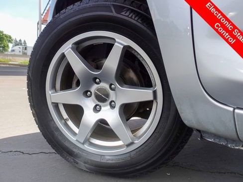 Used 2012 Toyota RAV4 4WD image 12