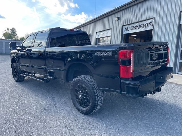Used 2023 Ford F250 Lariat w/ Black Appearance Package AWD/4WD image 5
