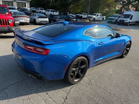 Used 2017 Chevrolet Camaro SS RWD image 4