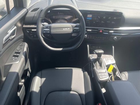 New 2026 Kia Sportage EX FWD image 14