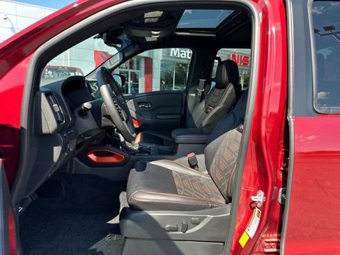 Certified 2025 Nissan Frontier PRO-4X w/ Pro Premium Package AWD/4WD image 15