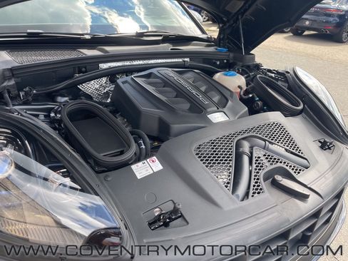 Used 2018 Porsche Macan GTS AWD/4WD image 11
