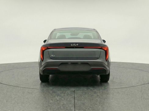 Used 2025 Kia K4 LXS image 7