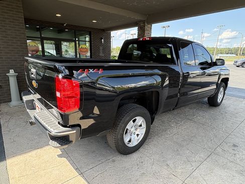 Used 2019 Chevrolet Silverado 1500 LT AWD/4WD image 6