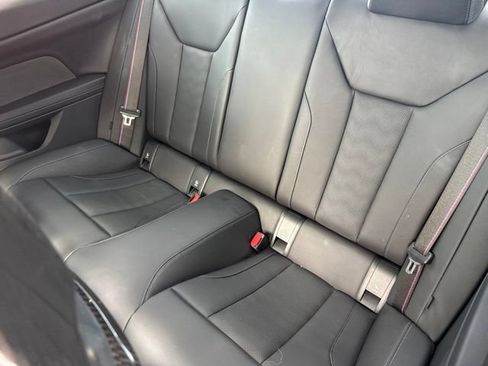 Used 2021 BMW M4 Competition w/ Executive Package RWD image 3