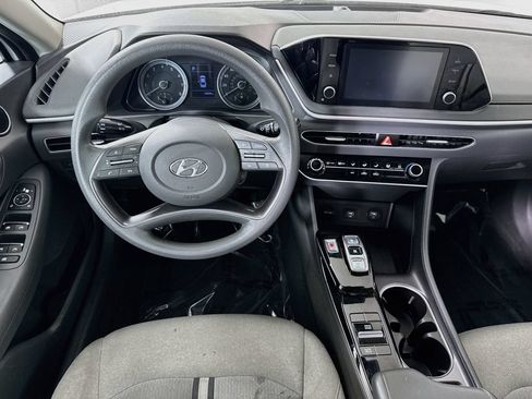 Used 2020 Hyundai Sonata SE FWD image 3