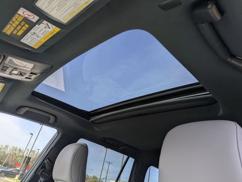 Used 2023 Lexus GX 460 w/ Black Line Special Edition image 27