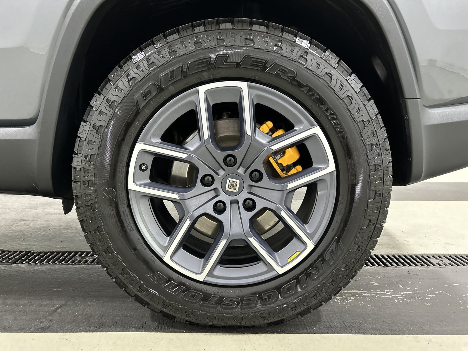 Used 2022 Rivian R1S Launch Edition Quad AWD/4WD image 10