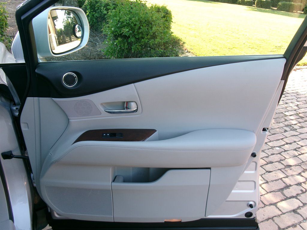 Used 2010 Lexus RX 350 AWD image 22
