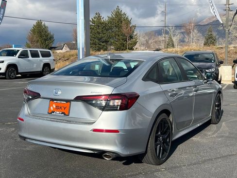 Used 2025 Honda Civic Sport image 8