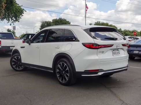 Used 2024 MAZDA CX-90 Plug-In Hybrid w/ Premium Plus AWD/4WD image 9