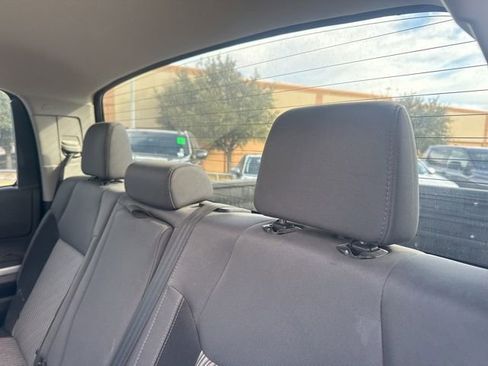 Used 2016 Toyota Tundra SR5 image 9