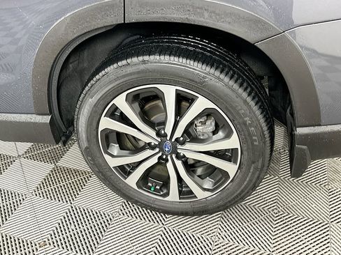 Certified 2023 Subaru Forester Limited image 40