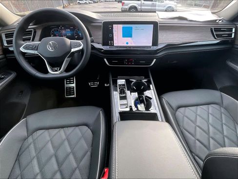 New 2026 Volkswagen Atlas SEL Premium R-Line image 11