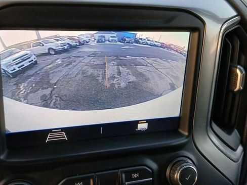 Used 2021 Chevrolet Silverado 1500 LT Trail Boss w/ Bed Protection Package image 15