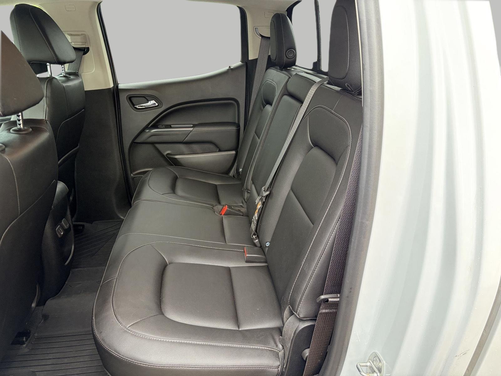 Used 2022 GMC Canyon Elevation w/ Elevation Premium Package AWD/4WD image 22